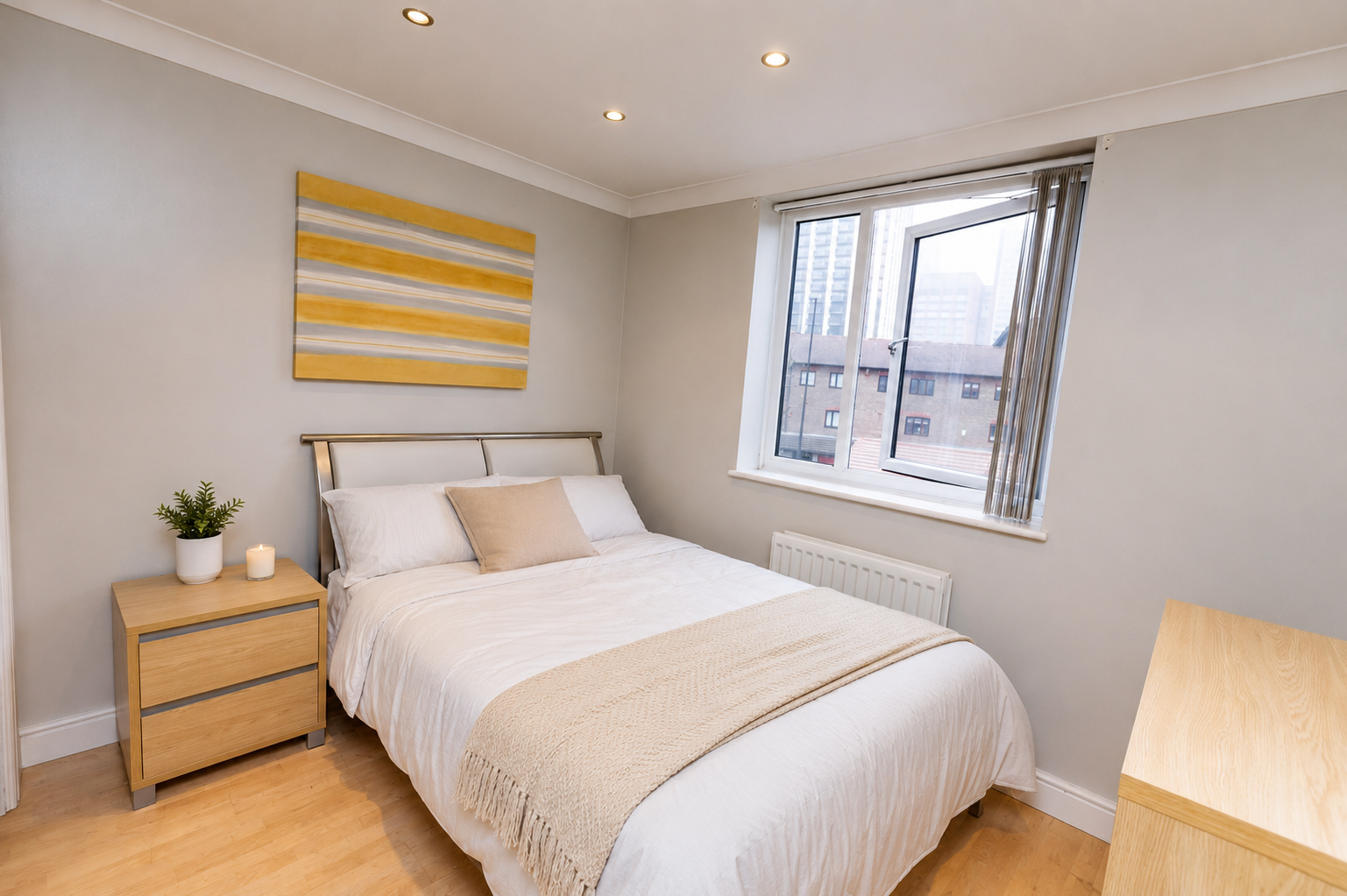 Spacious 2-Bed Flat | 15 Min to Canary Wharf | Available 15 Oct